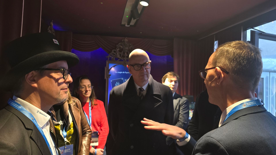 Dirk Schröder, Lescure